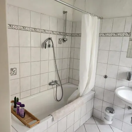 아파트 Cozy Aparment 4 At Cathedral *