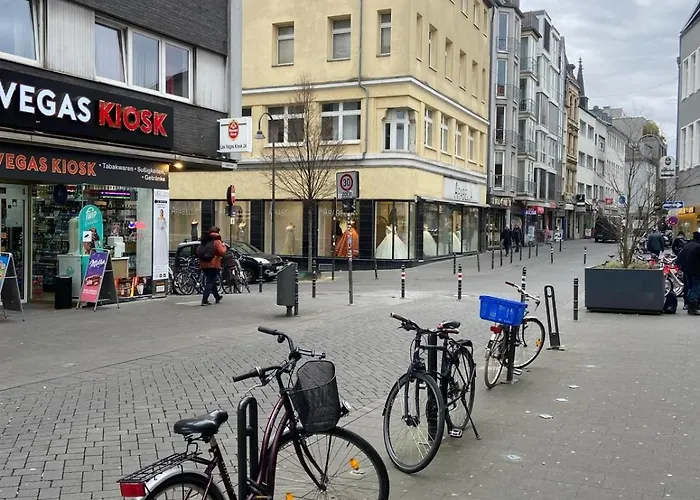 Cozy Aparment 4 At Cathedral شقة كولونيا